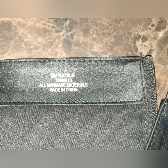 "Natalie" Sz. 9 High Faux Black Leather Boots - Picture 6 of 6